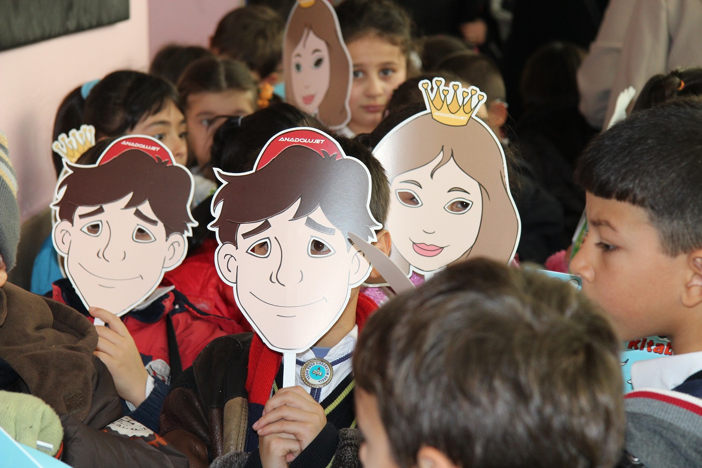 Anadolujet Çocuk Tiyatrosu'nun Ödüllü Oyunu Ankaralı Çocuklarla